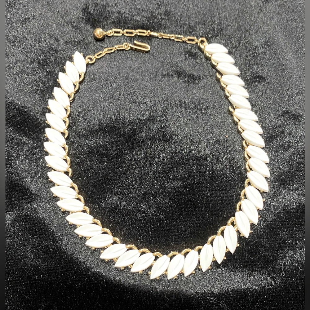 Vintage Trifari Necklace
